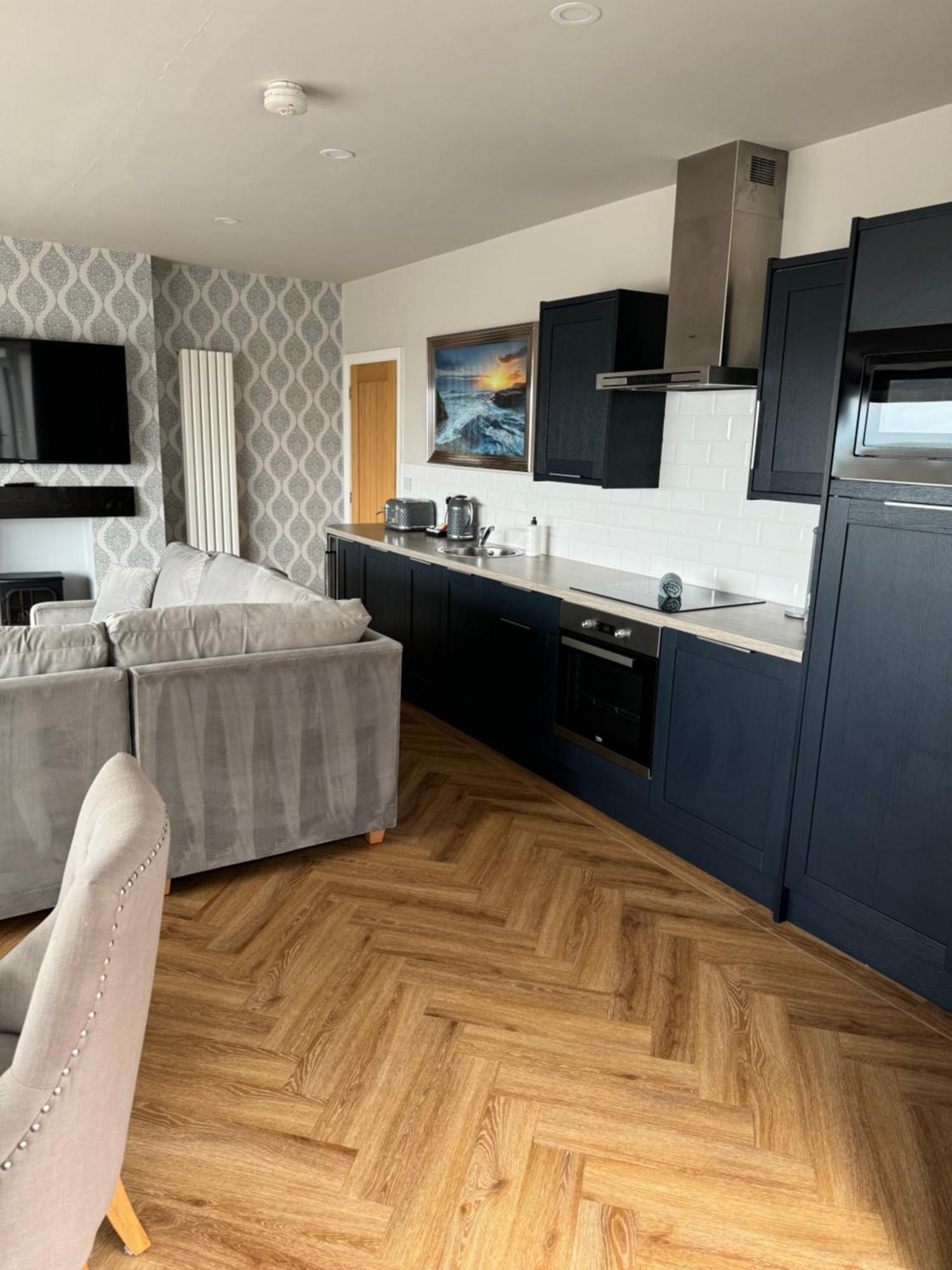 Beach House Apartment On Ground Floor With Sea View - Pet Friendly Cleveleys Eksteriør bilde