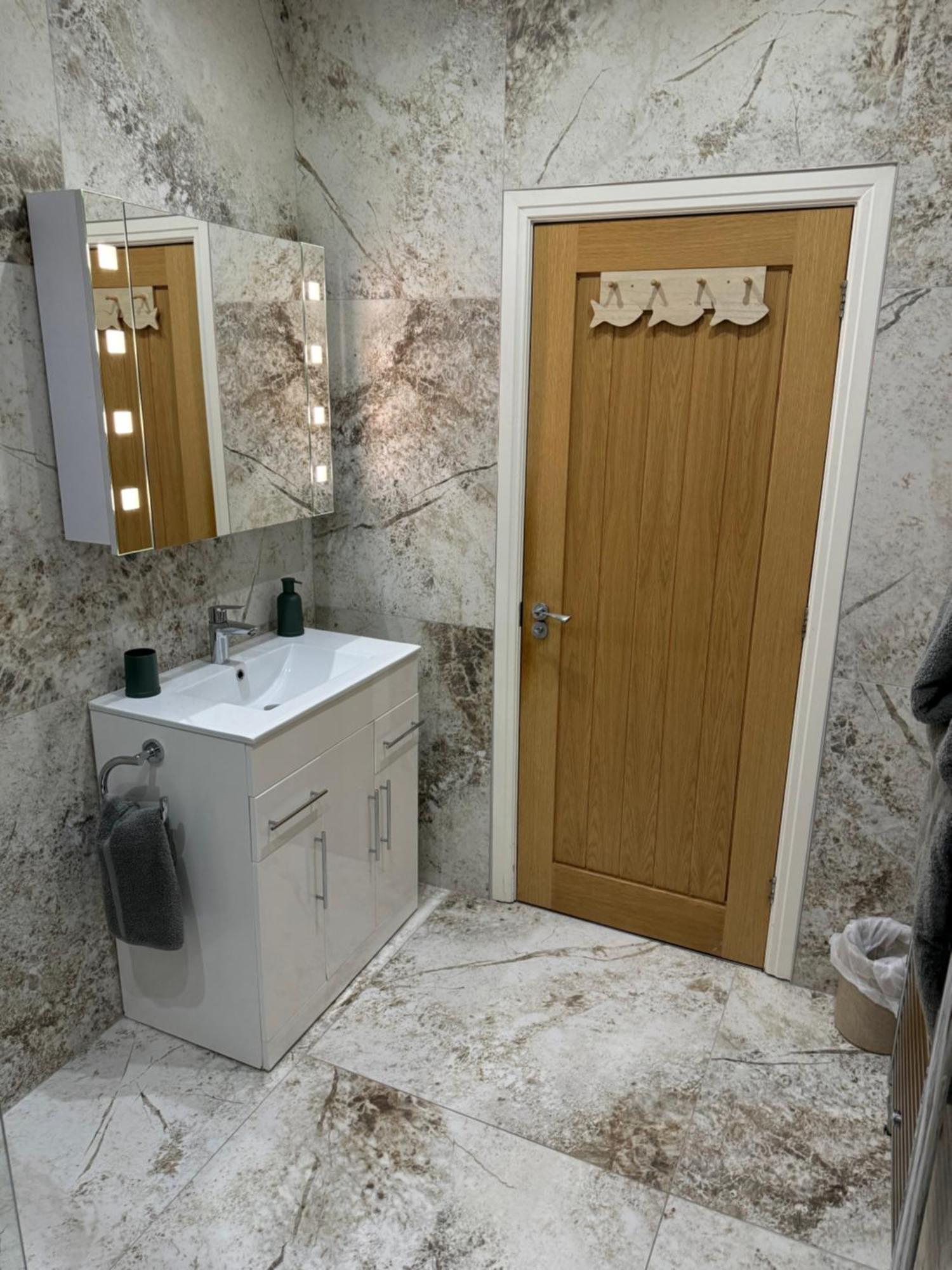 Beach House Apartment On Ground Floor With Sea View - Pet Friendly Cleveleys Eksteriør bilde